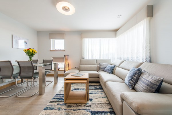 Dalriada Luxury Lodges Living Dining Area