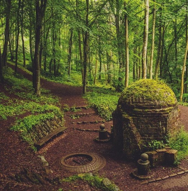 Shell House Dunnottar Woods